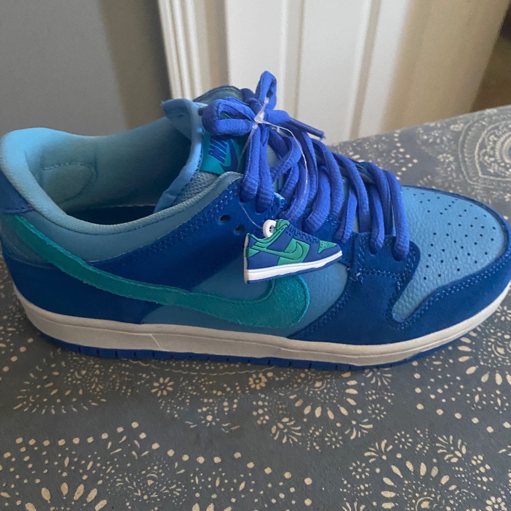 Nike Dunk Blue Razz